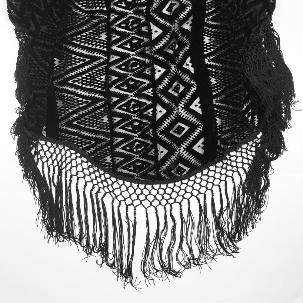 Show Me Your Mumu Metzler Fringe Kimono - Picture 5 of 7